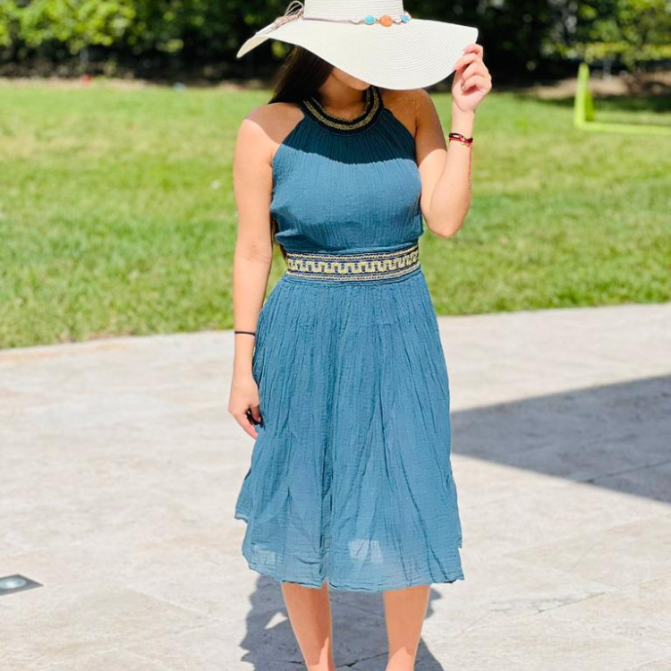 Naxos Coverup - The Power Chic